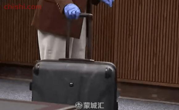 华裔男子杀死女友!连捅60刀,装行李箱抛尸!母亲说他听话勤奋,该重新开始 第15张 华裔男子杀死女友!连捅60刀,装行李箱抛尸!母亲说他听话勤奋,该重新开始 第15张